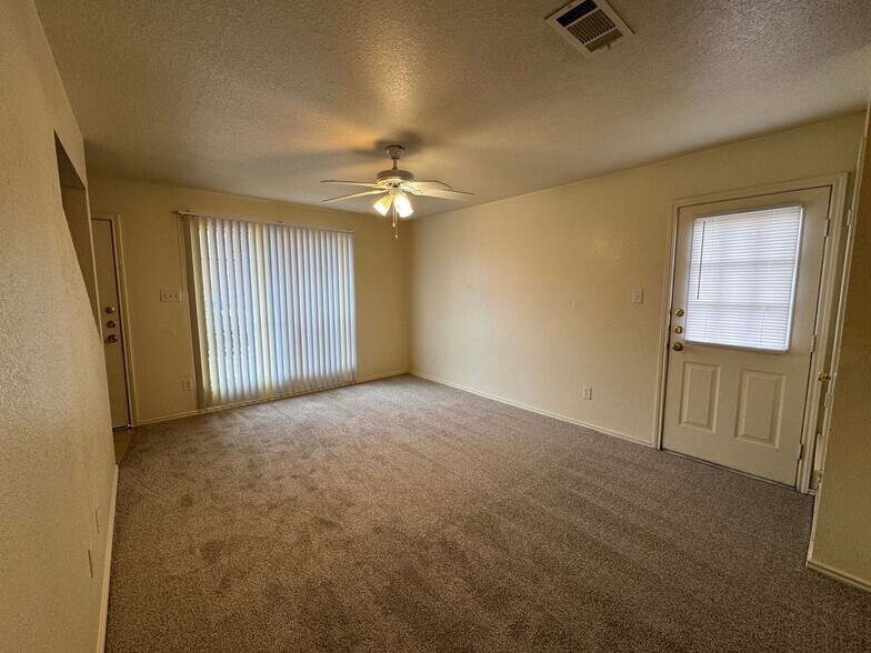 Building Photo - 4508 Mattie Dr