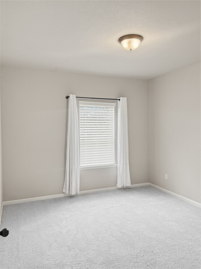 Building Photo - 10115 Cypress Path