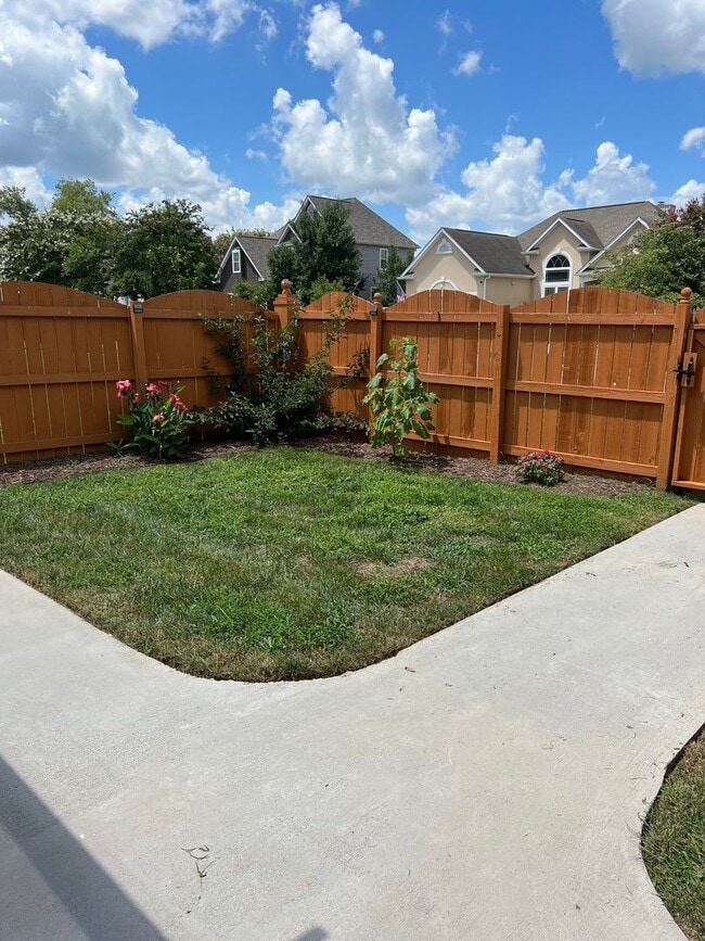 Building Photo - ***Coming Soon***East Brainerd