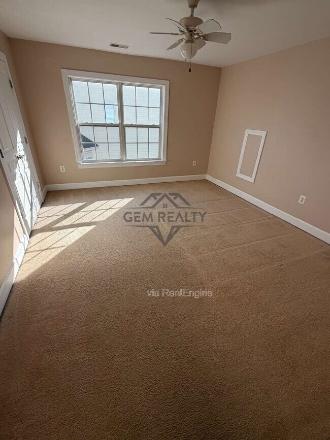 Building Photo - 3675 Expedition Dr