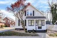 Building Photo - 121 Penn St