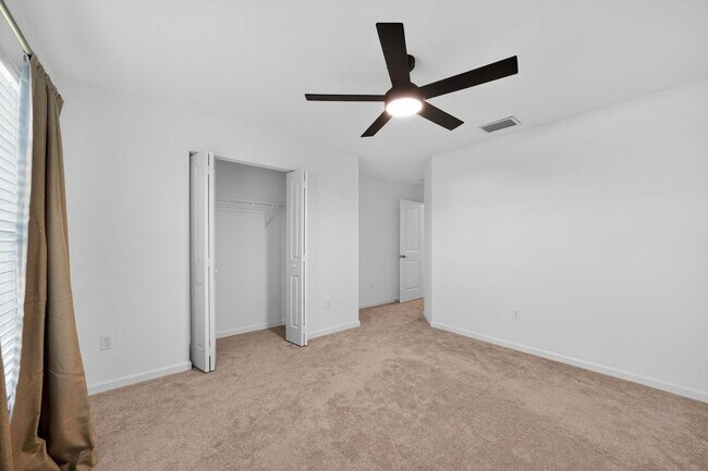 Building Photo - Modern home in Bent Creek Community