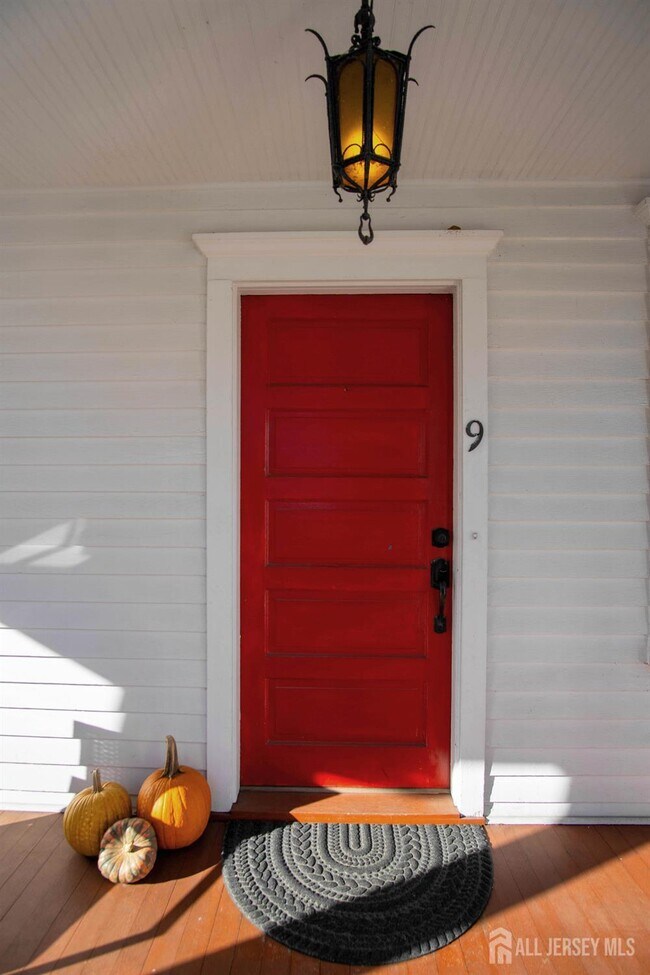 Building Photo - 9 Academy St