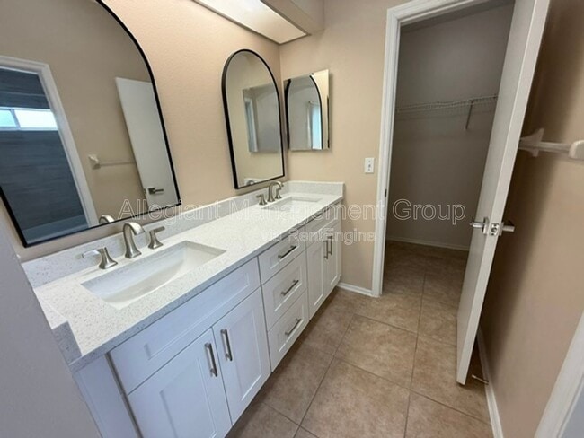 Building Photo - 1448 Avleigh Cir