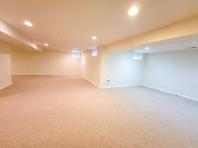 Building Photo - 2702 Millwood Way