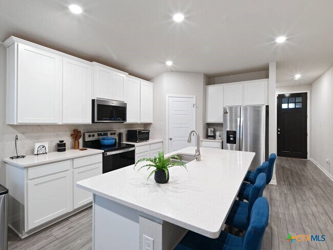 Building Photo - 3073 Charyn Wy