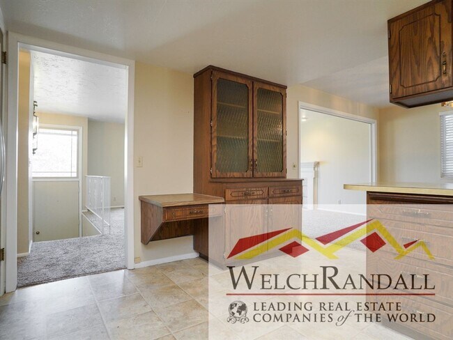 Building Photo - Charming Single-Family Home in Bountiful