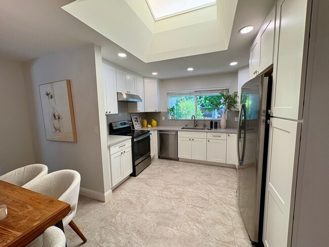 Building Photo - Updated Single Story Home with Cupertino Schools