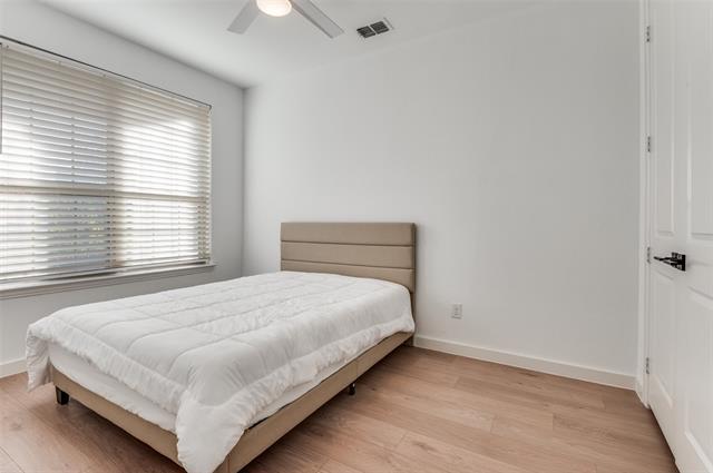 Building Photo - 2625 Toledo Dr