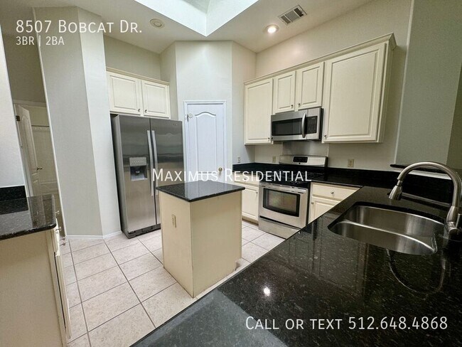 Building Photo - 8507 Bobcat Dr