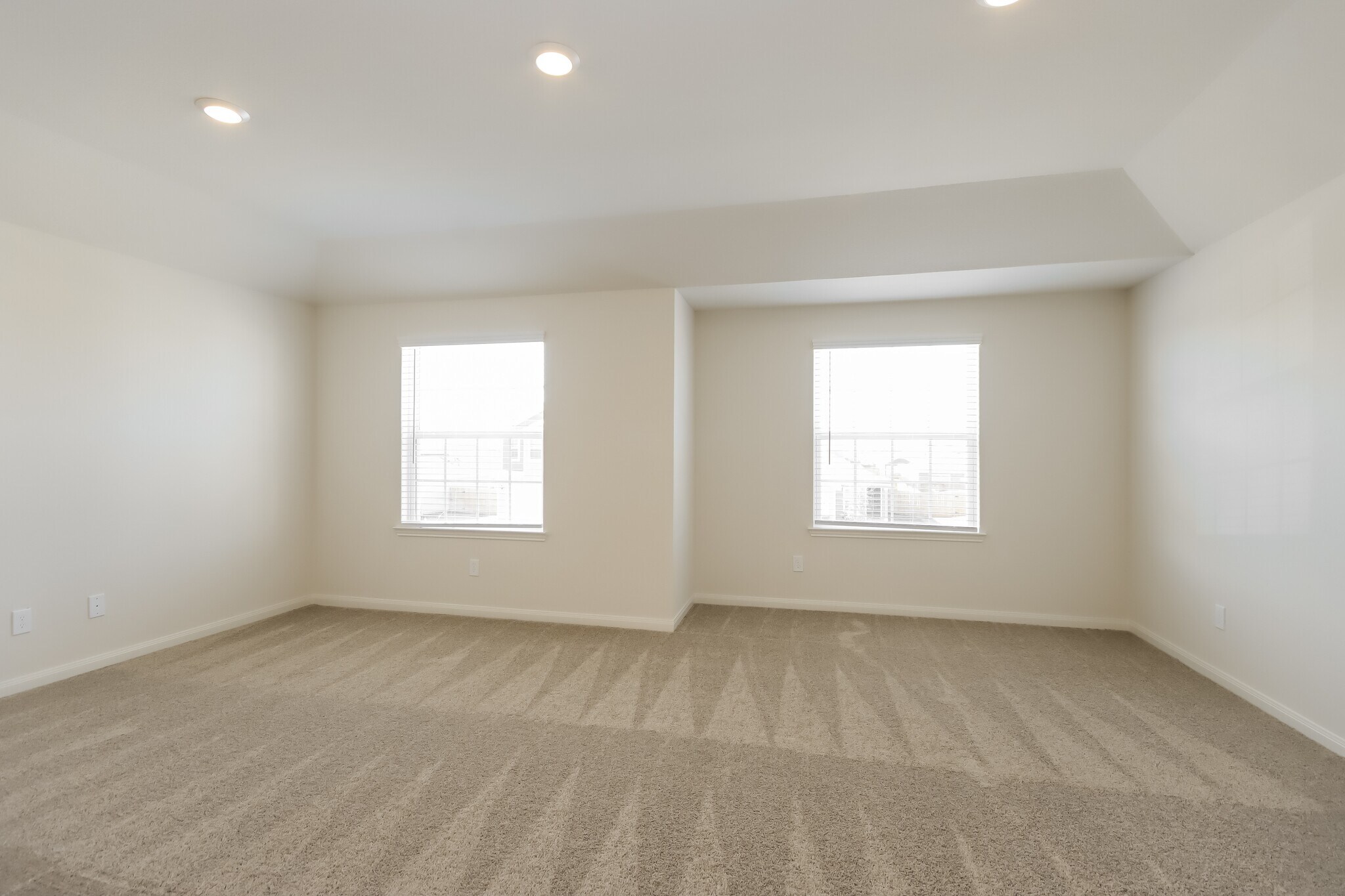 Building Photo - 5911 Littoral Rd