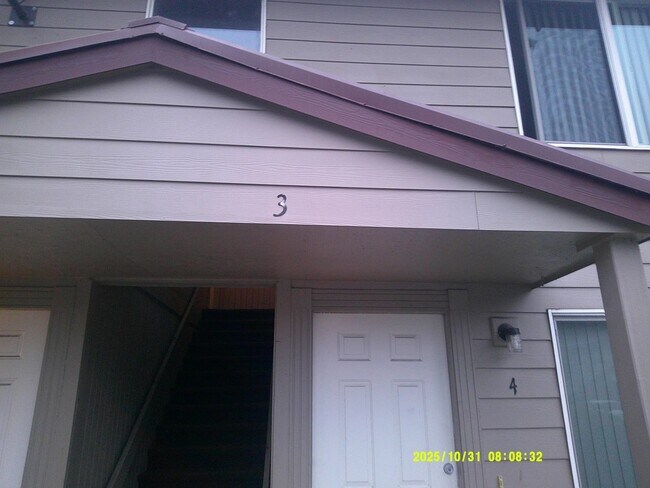 Building Photo - carriage Apartments