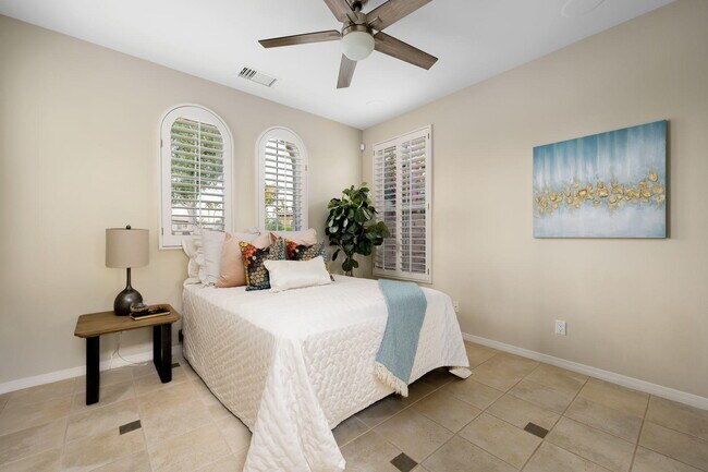 Building Photo - 3 Pyramid Lake Ct