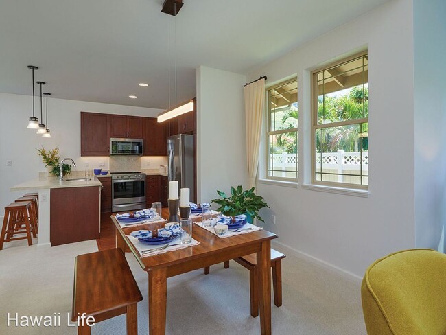 Building Photo - 4 br, 2.5 bath House - 84-88 Maiola St #47