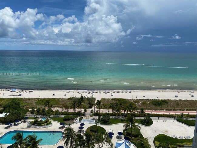 Primary Photo - 5161 Collins Ave