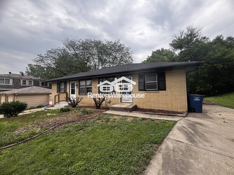 Primary Photo - 2905 67th St