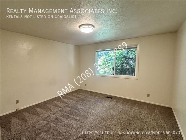 Building Photo - 1522 S Denver Ave