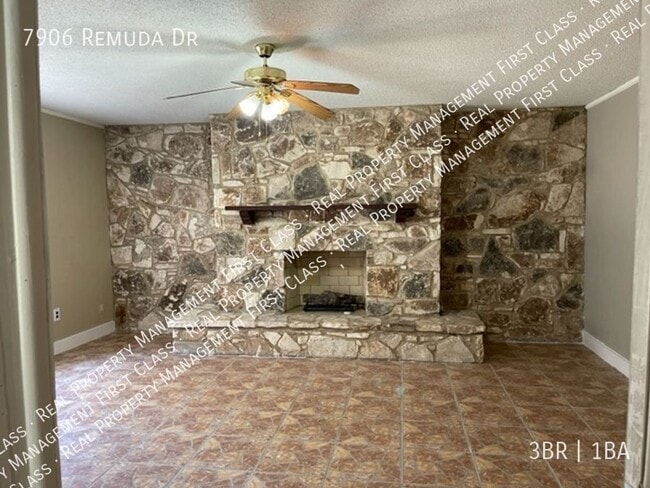 Building Photo - 7906 Remuda Dr