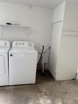 Building Photo - 1905 Hasley Dr