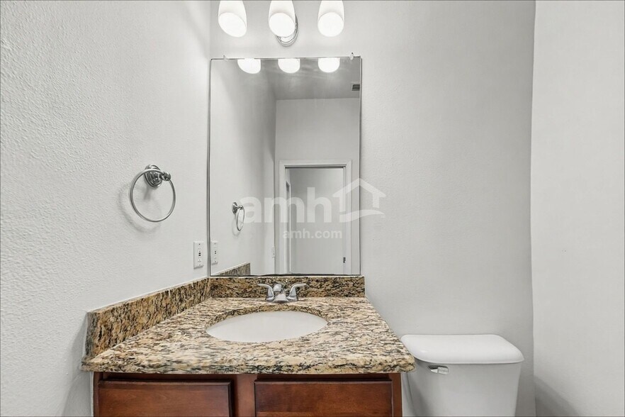 Building Photo - 11530 Balintore Dr
