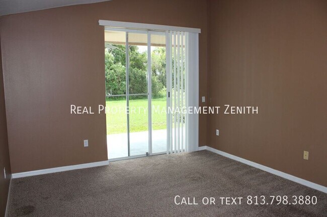 Building Photo - 7302 Parkersburg Dr