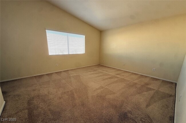 Building Photo - 9300 Cool Creek Ave