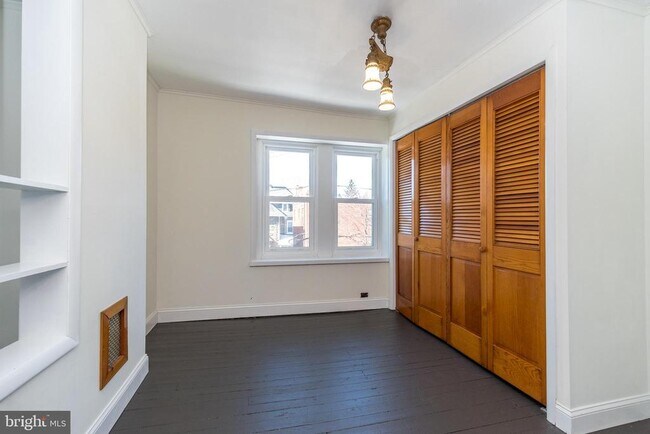 Building Photo - 7738 Ardleigh St