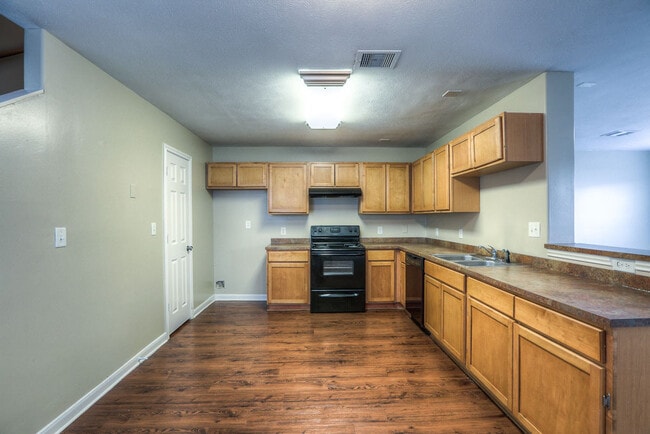 Building Photo - Pine Landing Homes