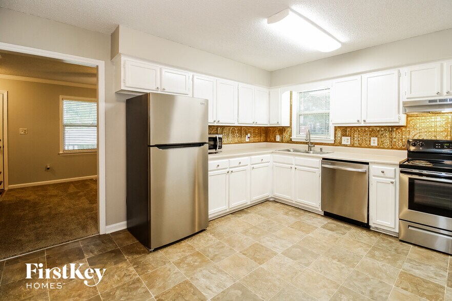 Building Photo - 107 Eagle Nest Ct