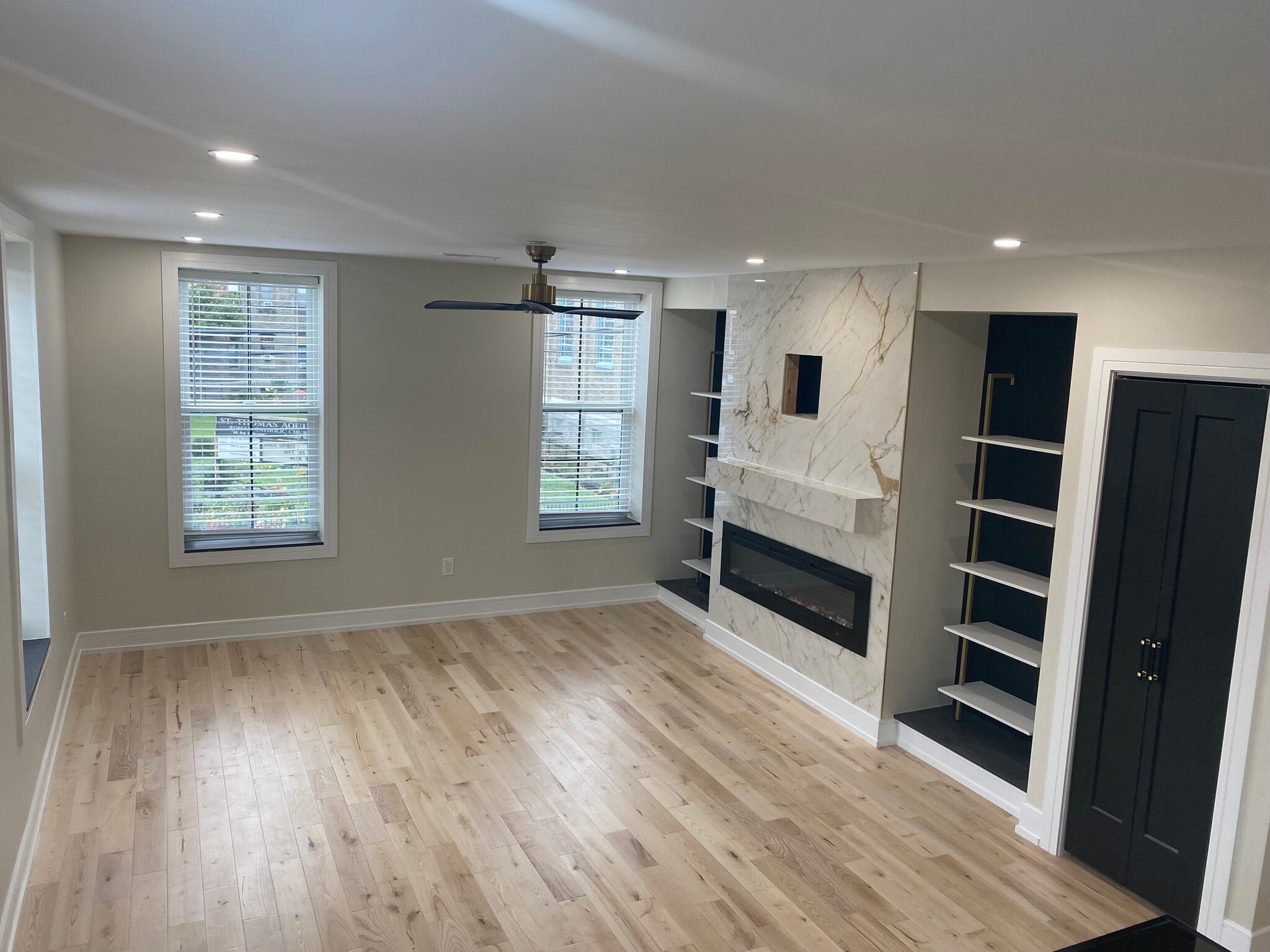 Built in fire place - 1649 S 17th St