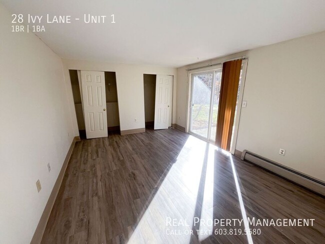 Building Photo - 1 Bed in Barrington with Heat and Hot Wate...