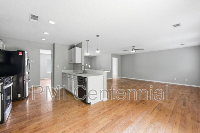 Building Photo - 57 Grandview Ln