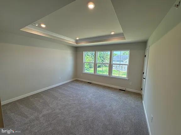 Building Photo - 6 Foxwood Dr