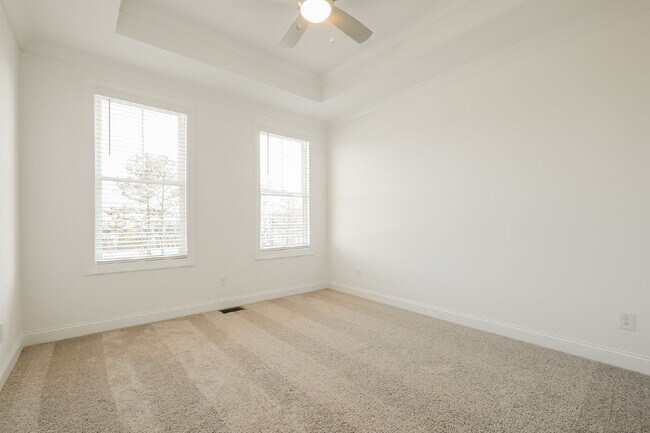 Building Photo - 514 Alice Wy