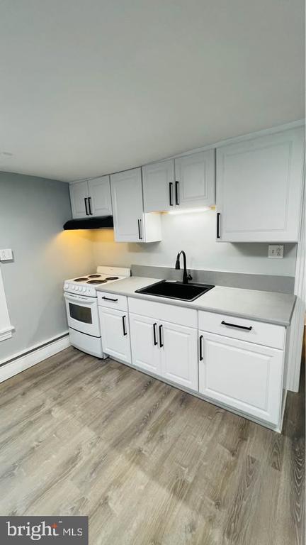 Building Photo - 153 S Main St