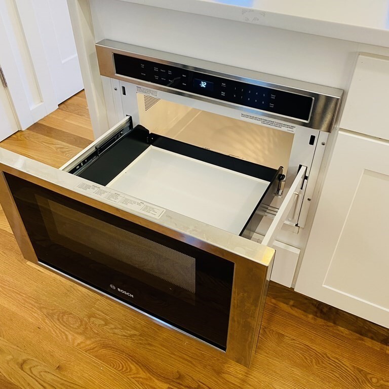 Building Photo - 49 Rogers St