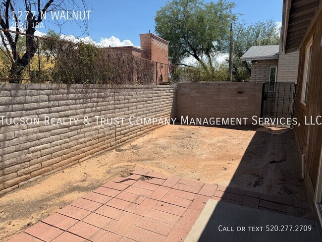 Building Photo - 1277 N WALNUT-