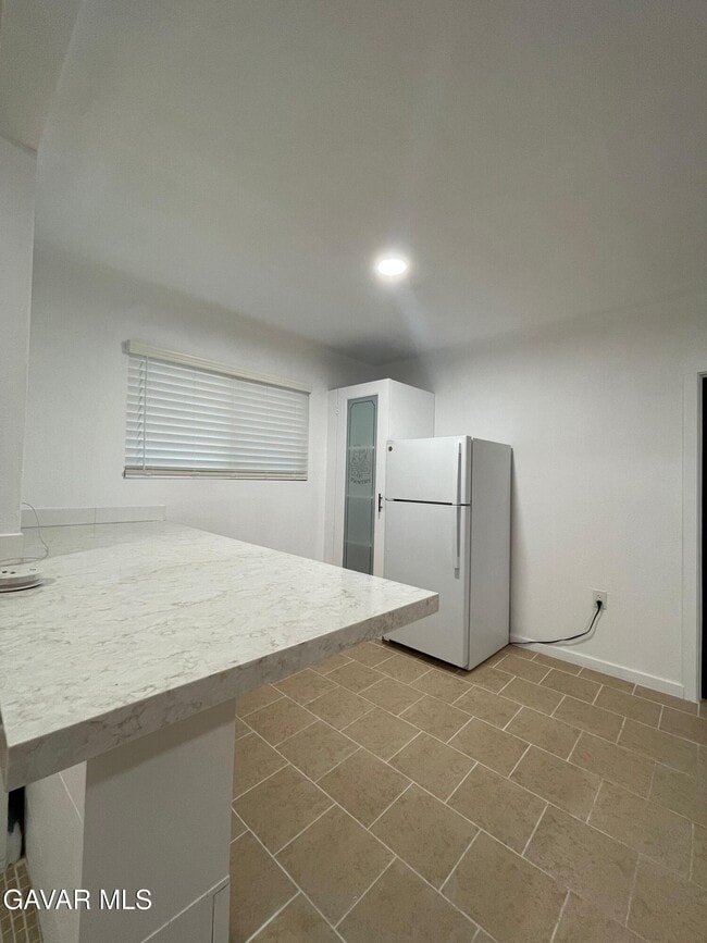 Building Photo - 369 E Avenue R4