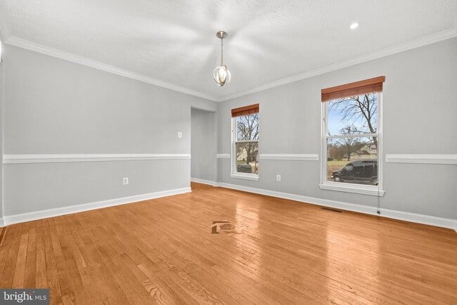 Building Photo - 915 Cypress Point Cir