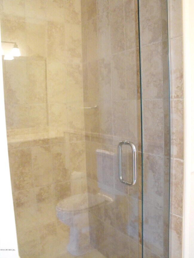 Building Photo - 1661 Riverside Ave