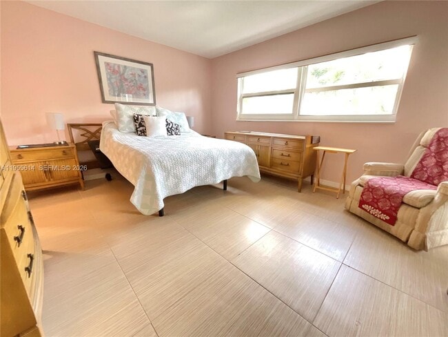 Building Photo - 1425 Atlantic Shores Blvd