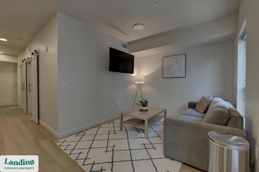 Building Photo - 352 S 500 E