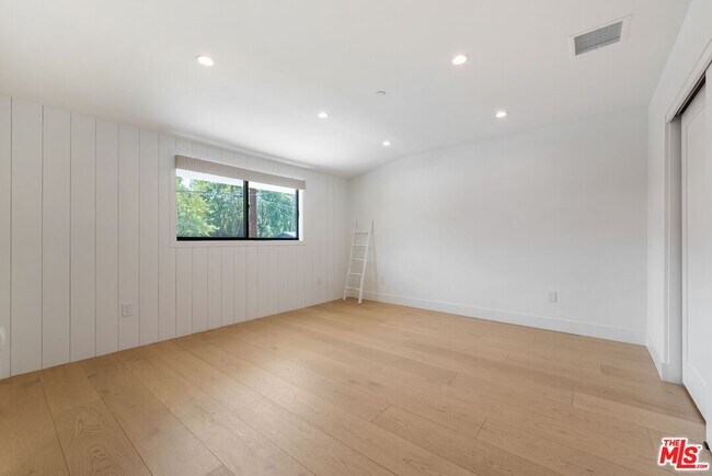 Building Photo - 20226 Lorenzana Dr