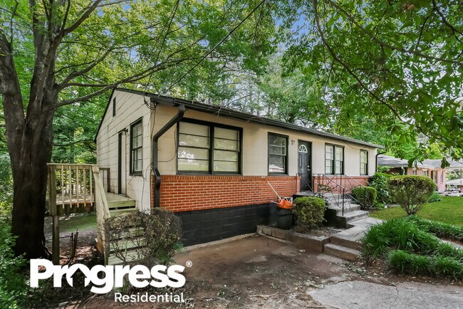 Building Photo - 3128 Latona Dr SW