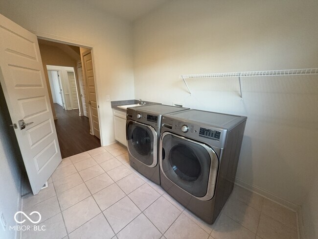 Building Photo - 411 Heritage Terrace Ln