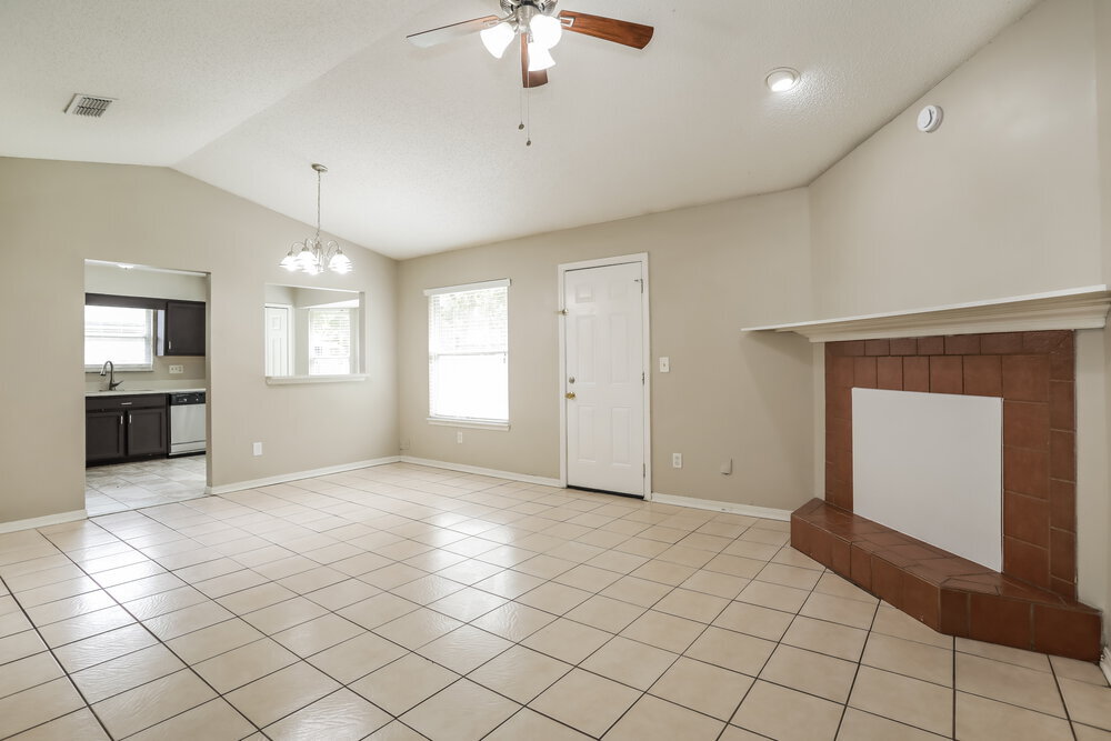 Building Photo - 1903 Farm Way