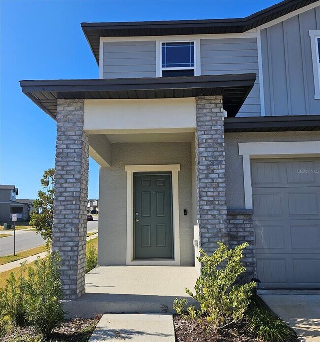 Building Photo - 2063 Gold Dust Dr