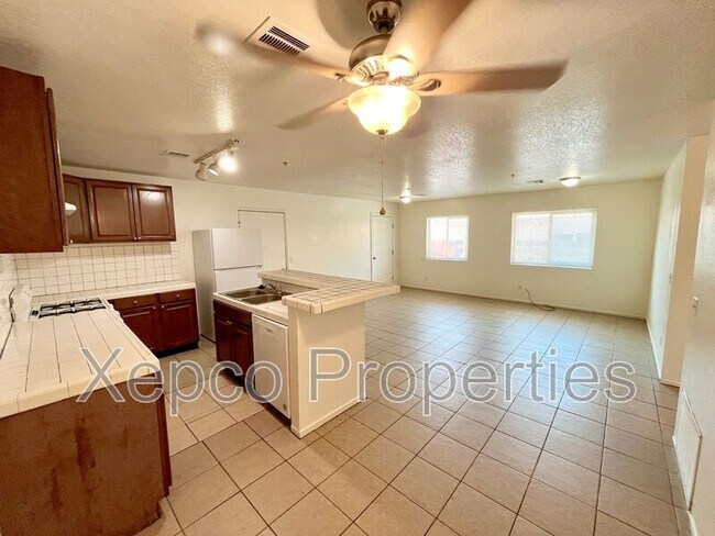 Building Photo - 13615 Verbena Dr