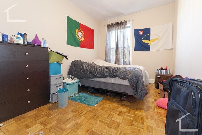 Building Photo - HOT ALLSTON LISTING!!!!