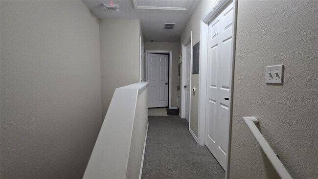Building Photo - 2602 Lodi Cir